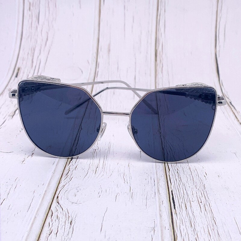 

Cat Eye Frame Sunglasses
