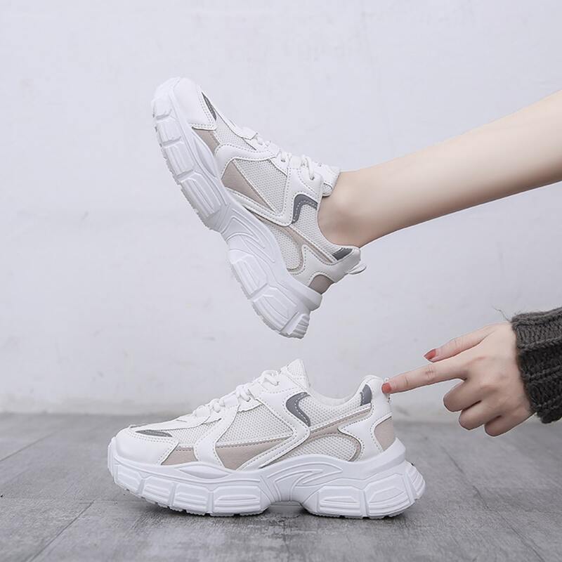 

Colorblock Breathable Lace-up Front Running Shoes, White