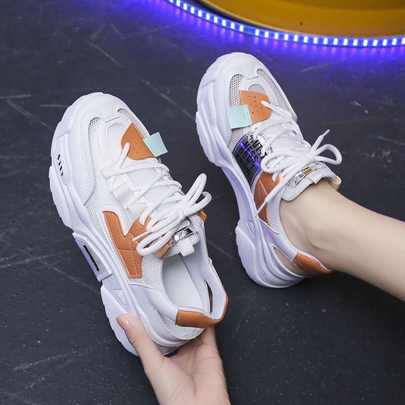 

Letter Graphic Mesh Panel Sports Shoes, Orange