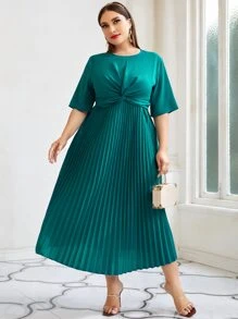Modelyn Plus Twist Front Pleated Hem Dress - Green - View 1