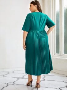Modelyn Plus Twist Front Pleated Hem Dress - Green - View 2