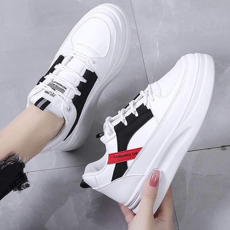 

Lace-up Front Letter Graphic Skate Shoes, Black