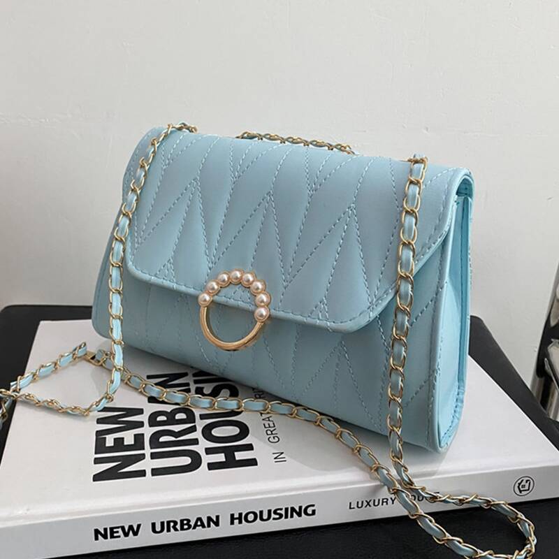 

Chevron Flap Chain Bag, Blue