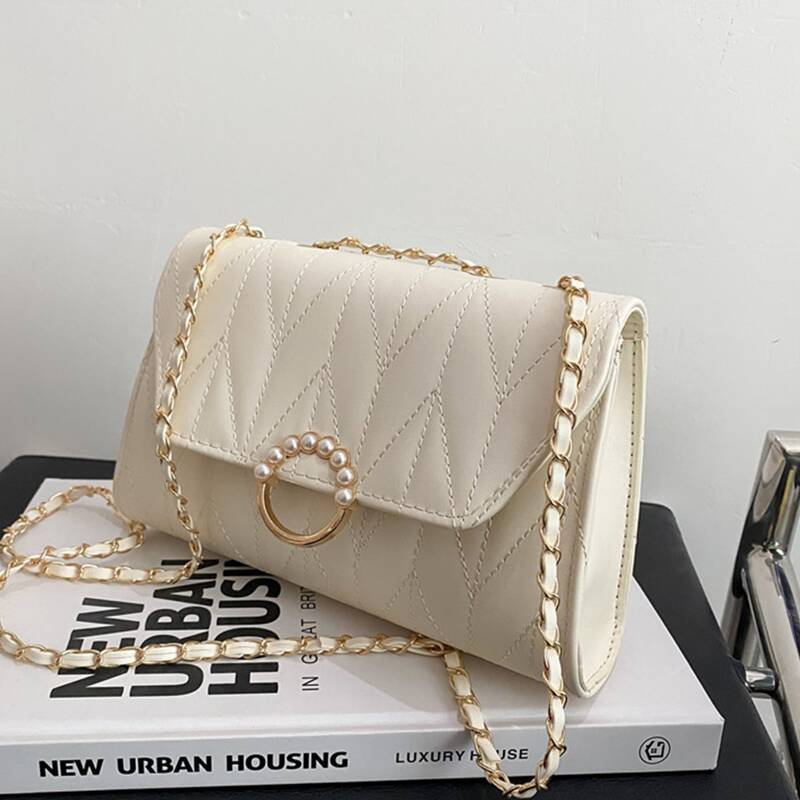 

Chevron Flap Chain Bag, White