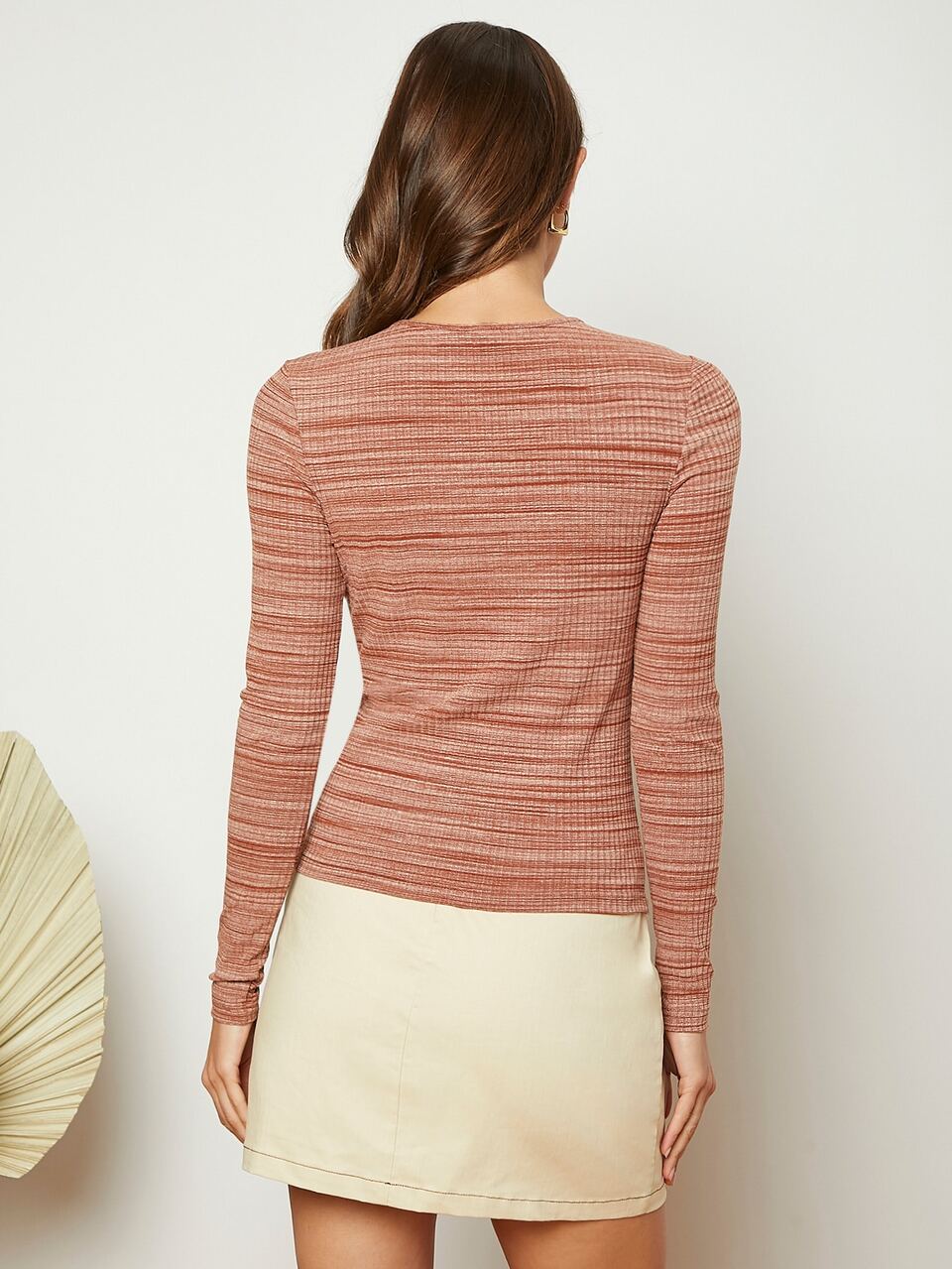 Cut Out Detail Slim Tee