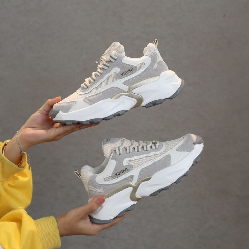 

Lace-up Front Mesh Panel Sports Shoes, Beige