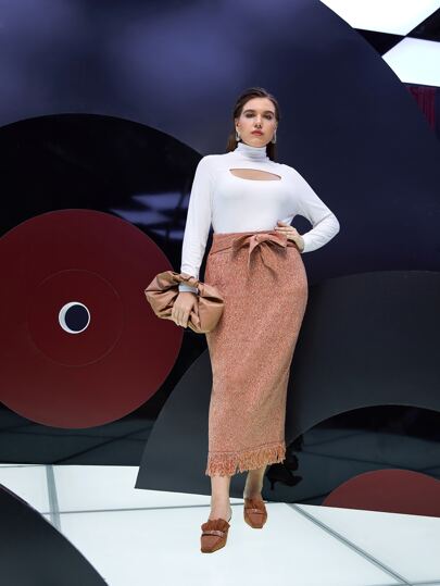 Mulvari Plus Self Belted Fringe Hem Knit Skirt