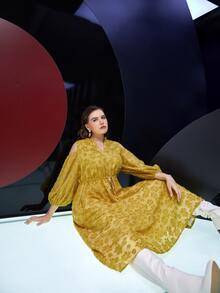 Modelyn Plus Cold Shoulder Jacquard Applique Lantern Sleeve Drawstring Waist Dress - Mustard Yellow - View 6