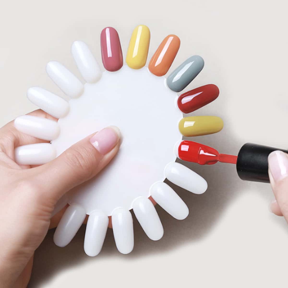 

False Nail Practice Display Card, Beige