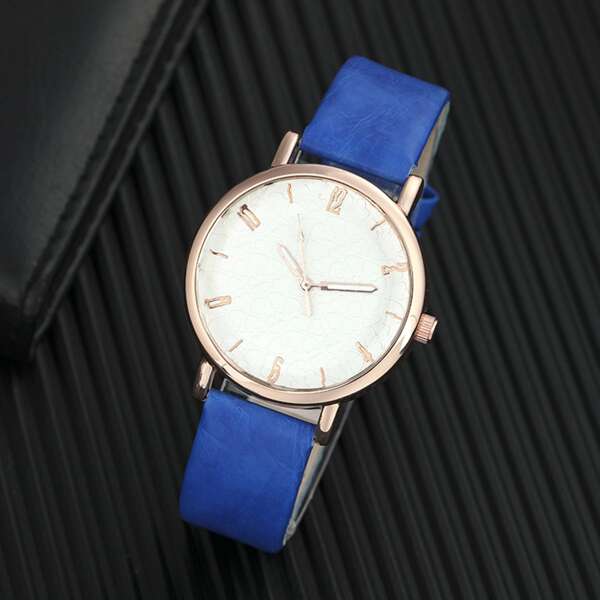 

Heart Pattern Round Pointer Quartz Watch