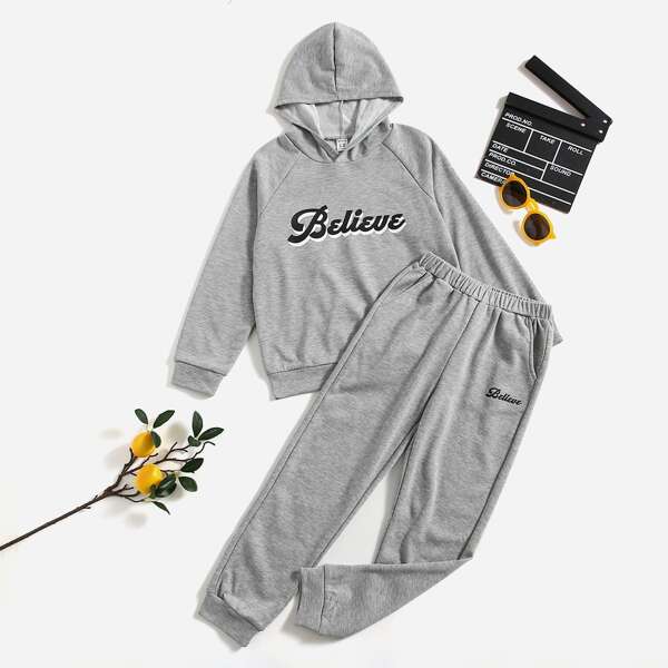 

Boys Letter Graphic Raglan Sleeve Hoodie & Sweatpants, Light grey