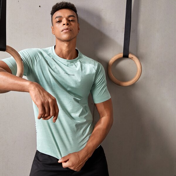 

Men Letter Graphic Absorbs Sweat Breathable Sports Tee, Mint green