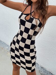 Buffalo Plaid Tied Backless Bodycon Jumper Dress - Black and White - View 5