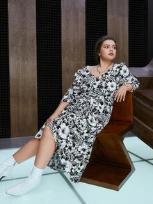 SHEIN Vestido con estampado floral fruncido bajo irregular - Blanco y Negro - Ver 5