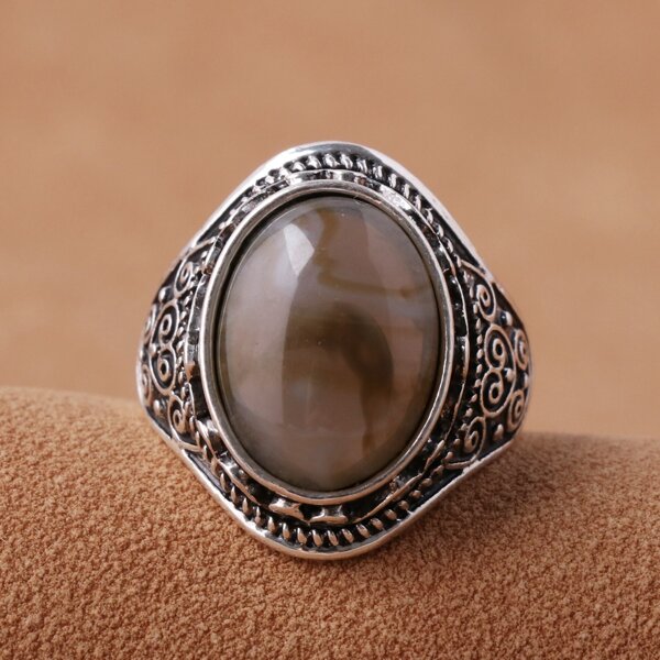 

Oval Resin Decor Ring, Multicolor