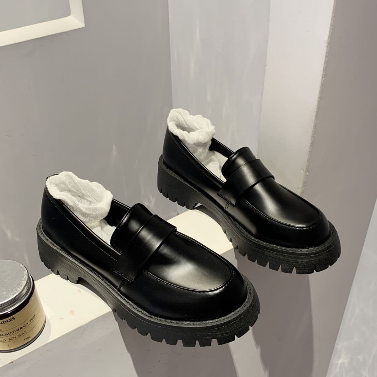 

Minimalist Flatform Loafers, Black