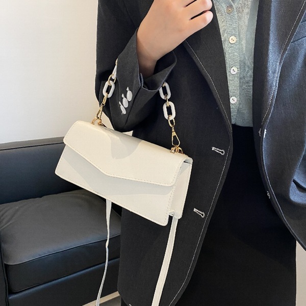 

Minimalist Flap Chain Shoulder Bag, White