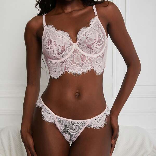 

Floral Lace Underwire Lingerie Set, Baby pink