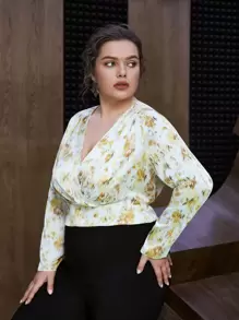 SHEIN Unity Plus Floral Print Surplice Neck Blouse - Yellow - View 3