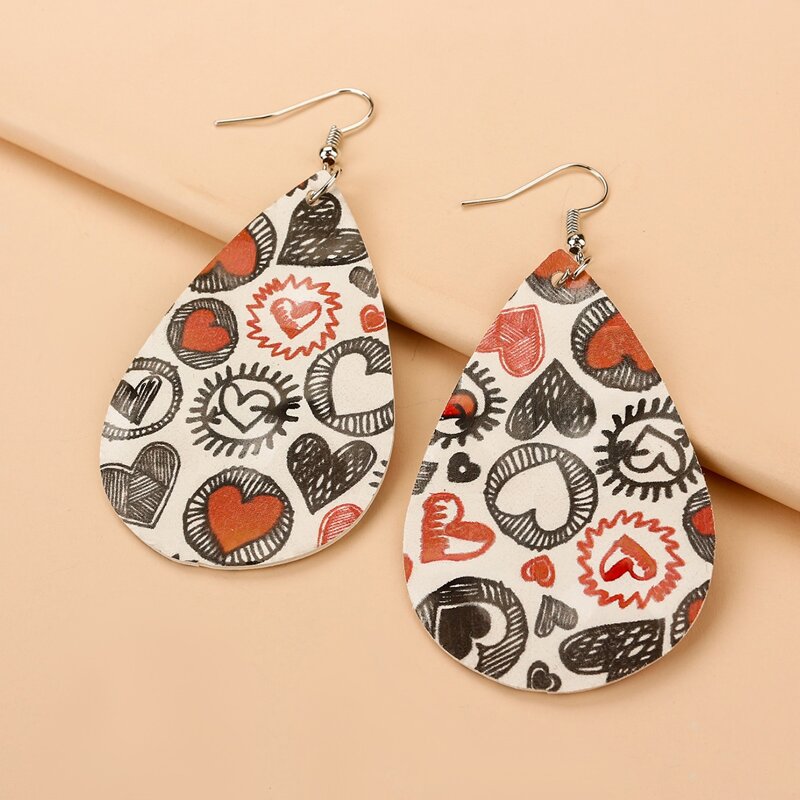 

Heart Pattern Charm Earrings, Multicolor