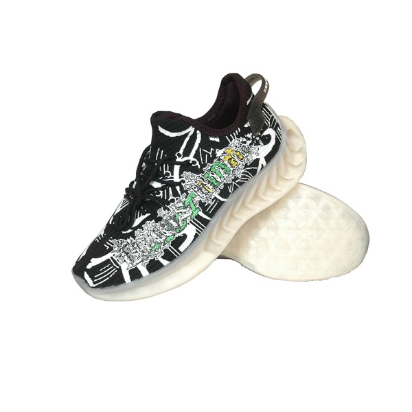 

Men Colorblock Letter Graphic Chunky Sole Shoes, Black