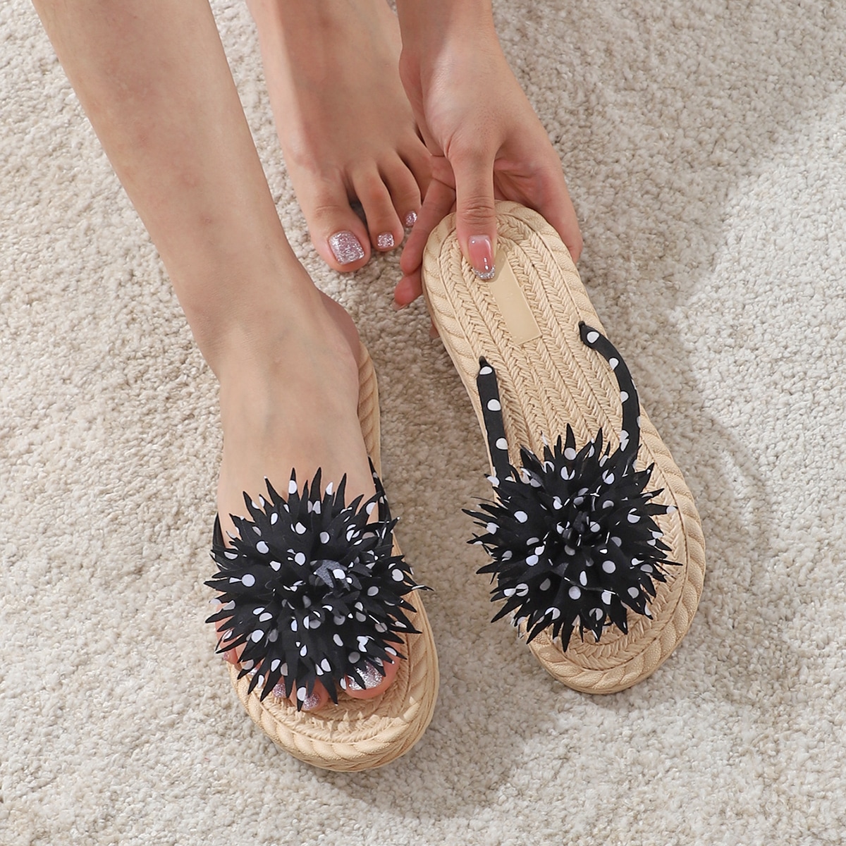 Вьетнамки в горошек