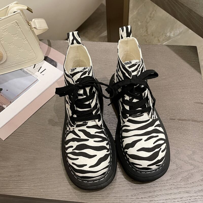 

Zebra Striped Lace-up Front Boots, Black and white