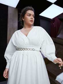 SHEIN 大碼交疊領腰部打褶連衣裙 - 白色 - 查看 3