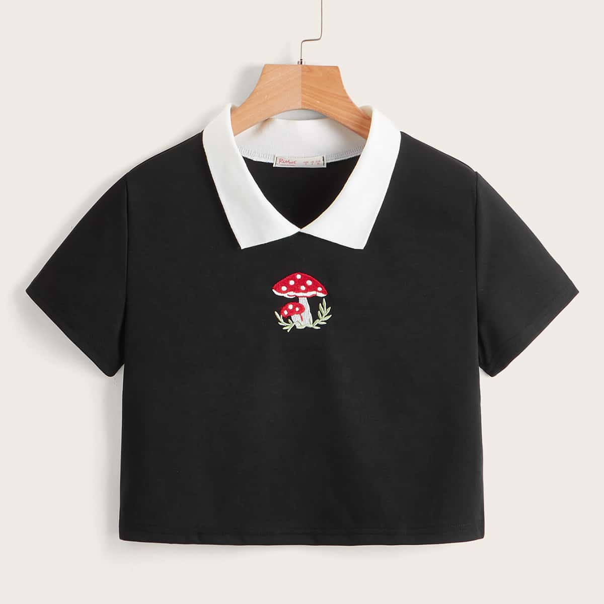 

Mushroom Embroidery Contrast Collar Tee, Black