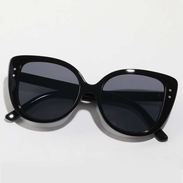 

Cat Eye Sunglasses