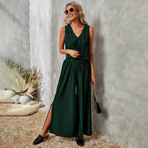 

Velvet Tank Top & Split Hem Wide Leg Pants, Dark green