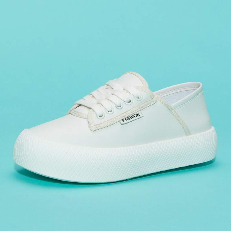 

Minimalist Lace-up Front Skate Shoes, Beige