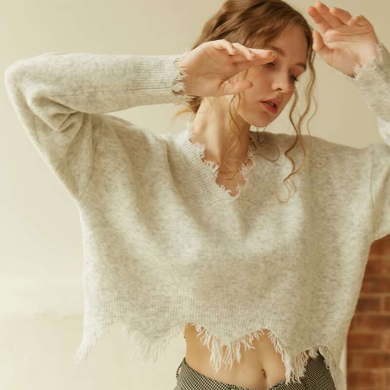 

V-neck Drop Shoulder Distressed Trim Sweater, Light grey