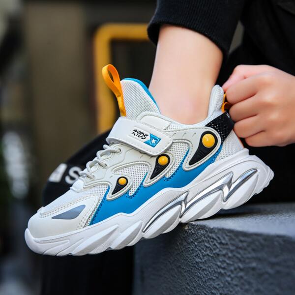

Boys Colorblock Mesh Panel Chunky Sneakers, Multicolor