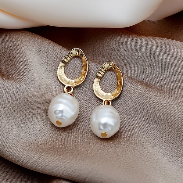 

Pearl Decor Drop Earrings, Gold