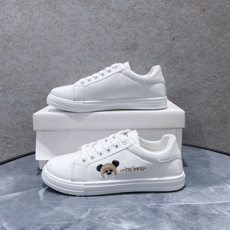 

Cartoon Bear & Letter Embroidery Skate Shoes, Brown