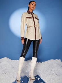 SHEIN Unity 拼接面翻蓋細節PU皮革帶鏈子外套 - 米色 - 查看 4