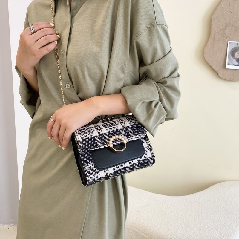 

Faux Pearl Decor Plaid Pattern Flap Square Bag, Black