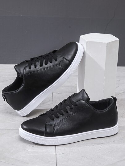 Men Minimalist Lace-Up Front Skate Shoes Men Business Shoes Valentines
