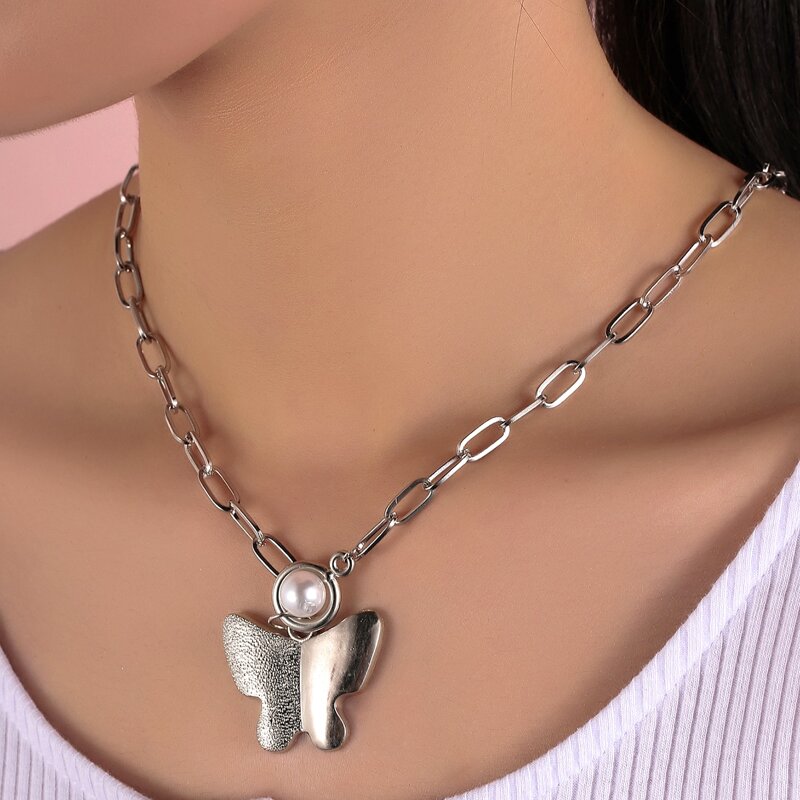 

Butterfly Decor Chain Necklace, Silver