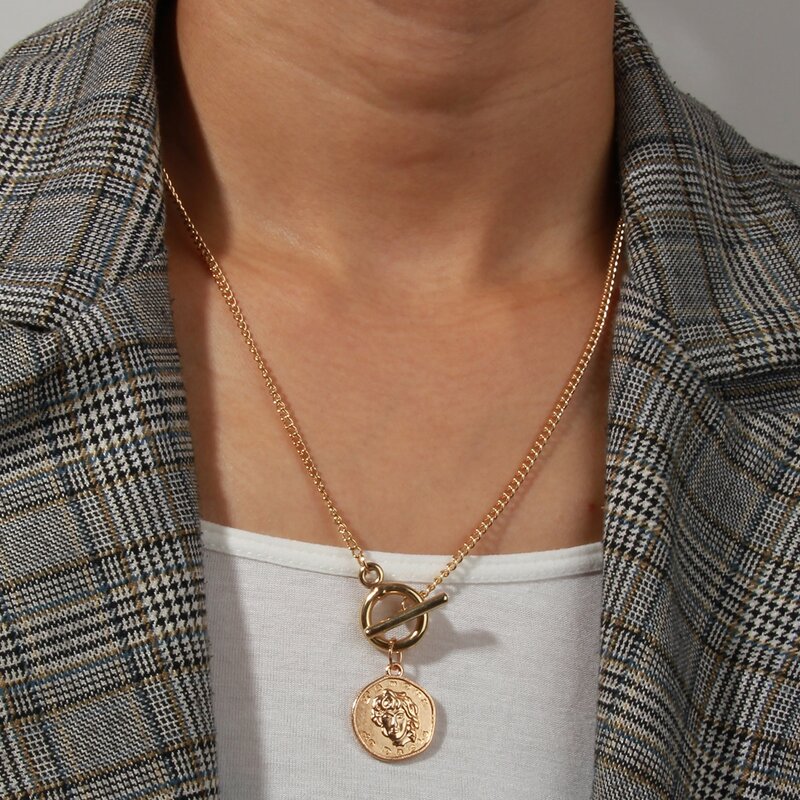 

Coin Pendant Necklace, Gold