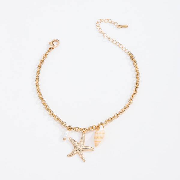 

Conch Charm Bracelet, Gold