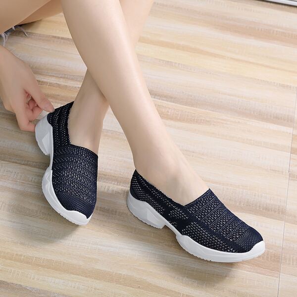 

Minimalist Knit Slip On Sneakers, Navy blue