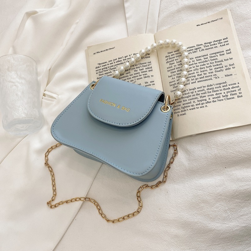 

Letter Graphic Faux Pearl Handle Chain Strap Bag, Blue