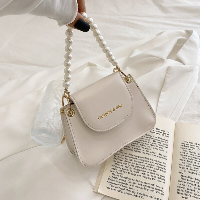 

Letter Graphic Faux Pearl Handle Chain Strap Bag, White