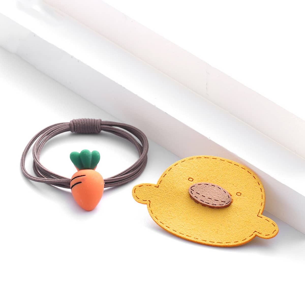 

1pc Cartoon Duck Hair Clip & 1pc Carrot Hair Tie, Multicolor