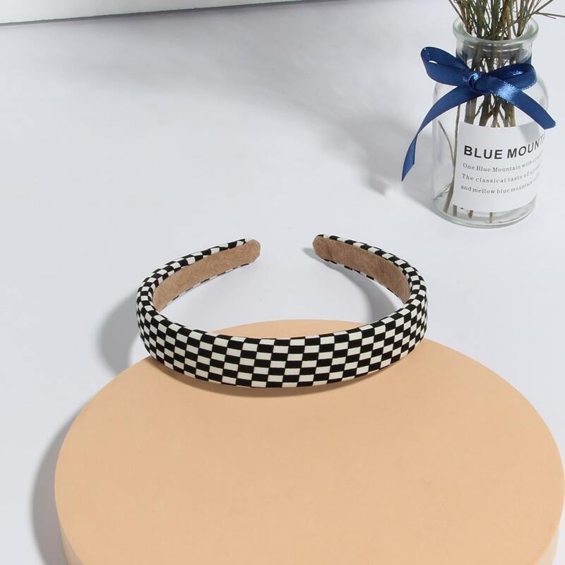

Plaid Print Headband, Black and white