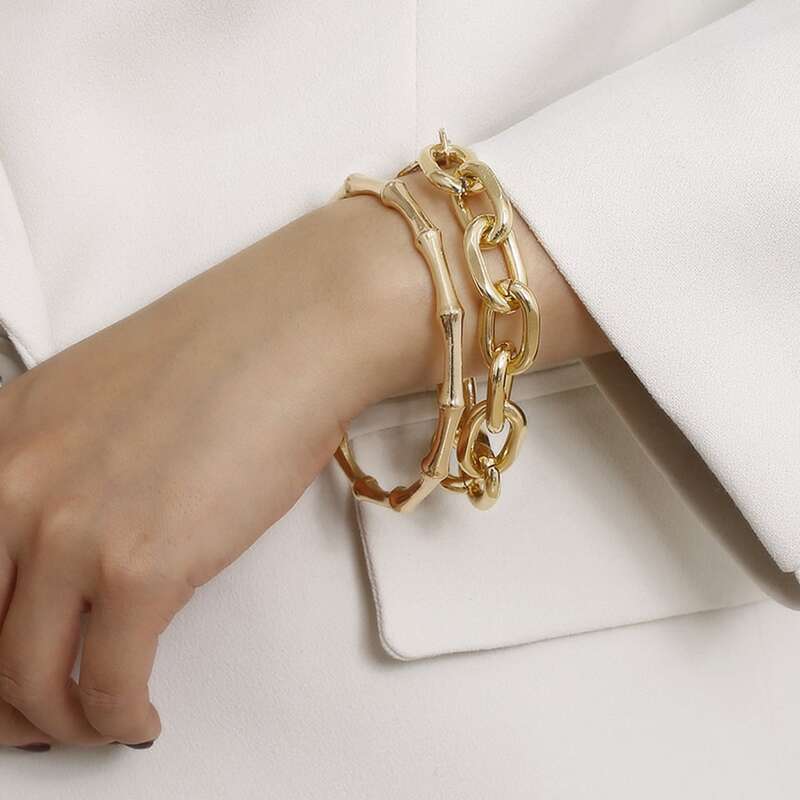 

2pcs Coin Decor Bracelet, Gold