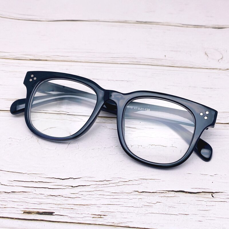 

Studded Decor Frame Eyeglasses