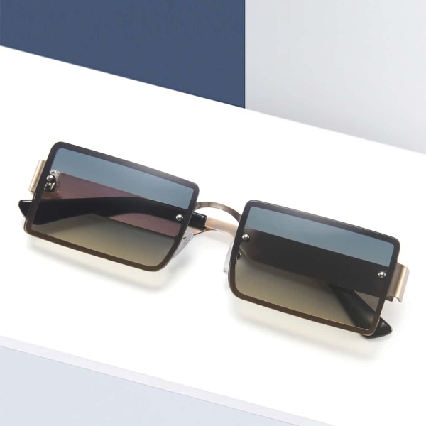 

Square Frame Sunglasses